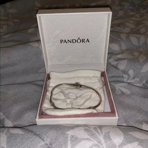 Pandora clasp bracelet with box and baggie